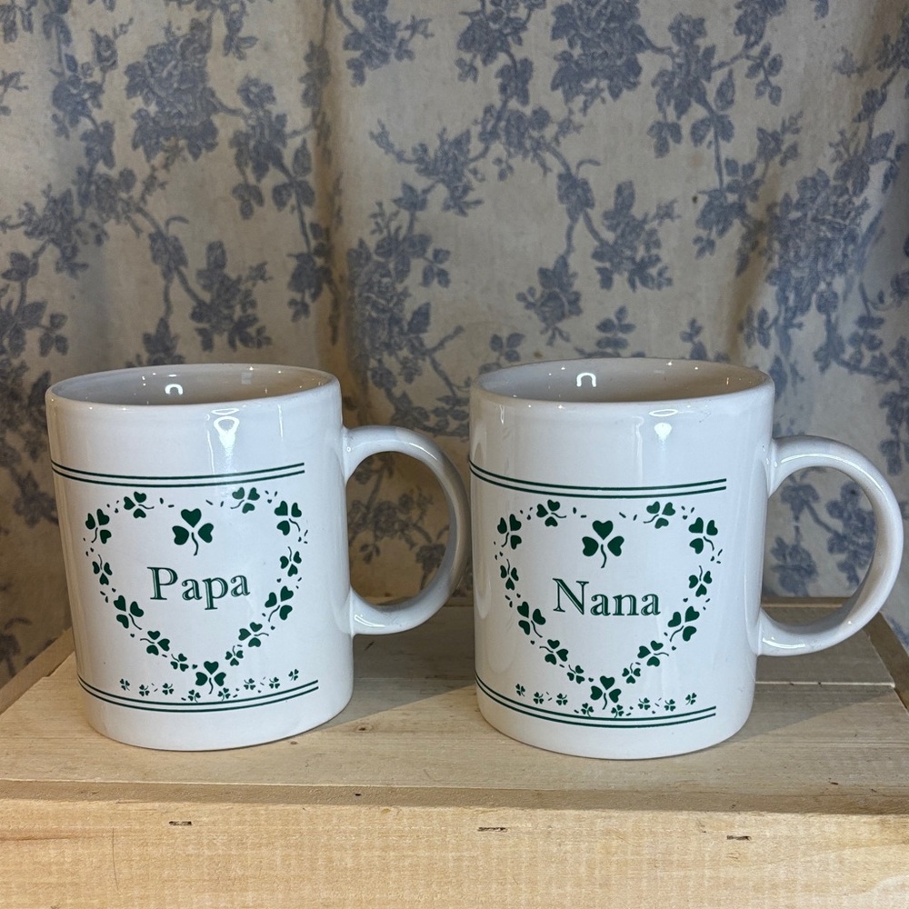 VTG Pair of Nana & Papa Green and White Heart Celtic Shamrock Mugs Set